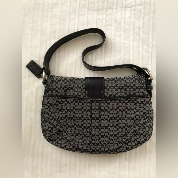 Coach Handbag - Picture 4 of 8